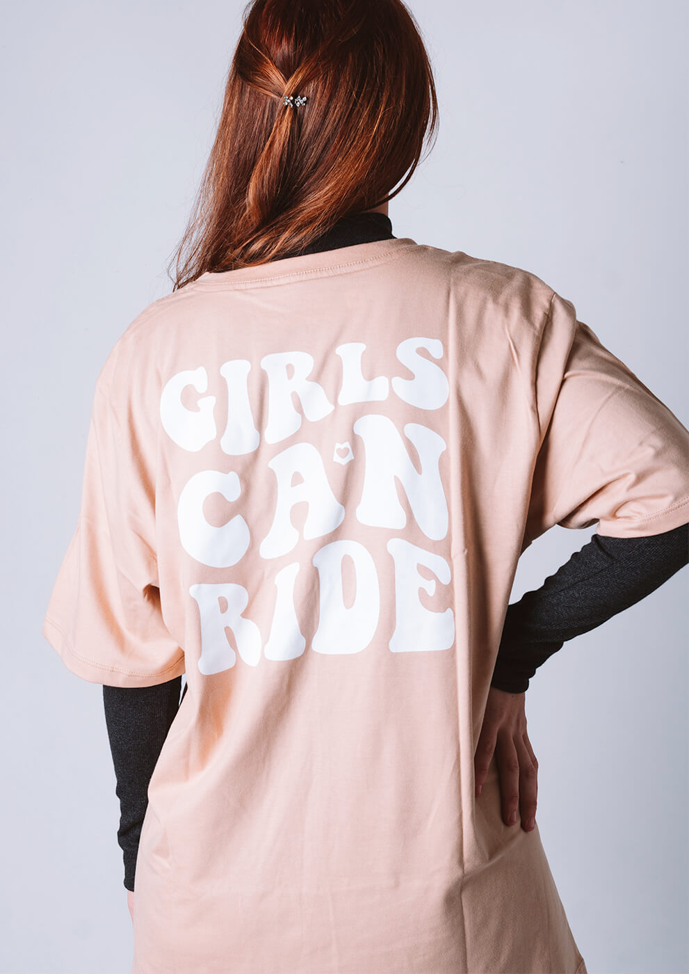 T-shirt over bege girls can ride